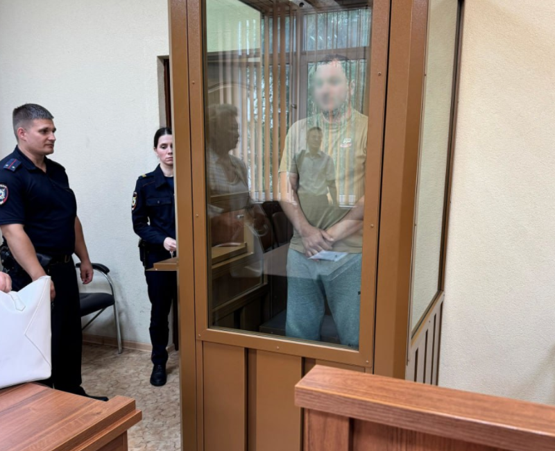 Житель Молдовы спрятал 40 кг гашиша в баке своего автомобиля перед въездом в Россию   | В Калининградской области задержали контрабандиста с 40 кг гашиша  