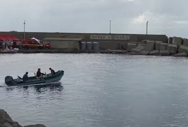 Загадочная гибель дайвера прервала подъем утонувшей яхты миллиардера Линча | Подъем затонувшей яхты миллиардера прекратили после гибели дайвера