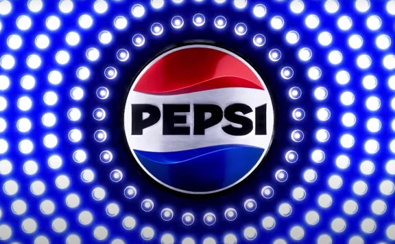 Pepsi впервые за 15 лет обновила логотип