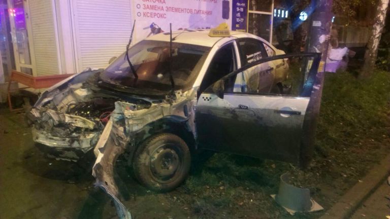 В Екатеринбурге в результате ДТП пострадали три человека