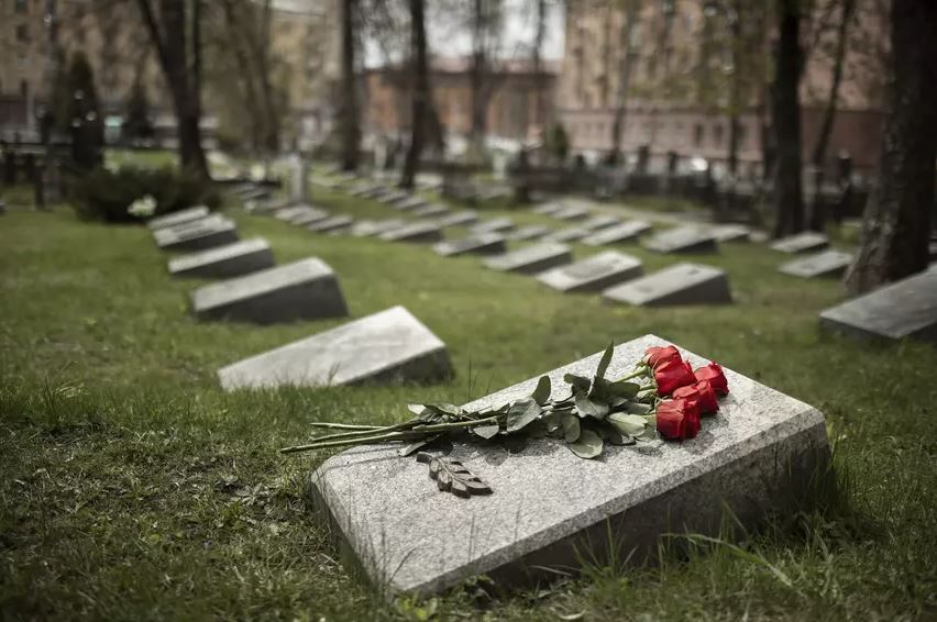 В Москве появится мемориал в память о жертвах теракта в "Крокусе" | В Москве начали возводить мемориал в память о "Крокусе"