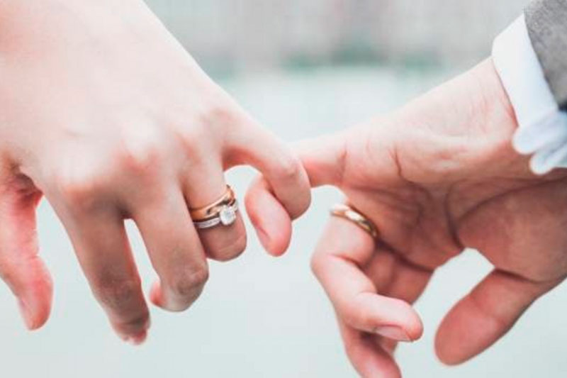 В Госдуме рассказали, откуда взять деньги на выплаты россиянам за долгий брак | Депутат Останина: закон о выплатах за долгий брак — это вопрос политической воли