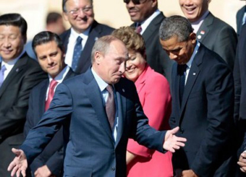 Премьер министр Британии Тереза Мэй отказалась пожать руку Владимиру Путину