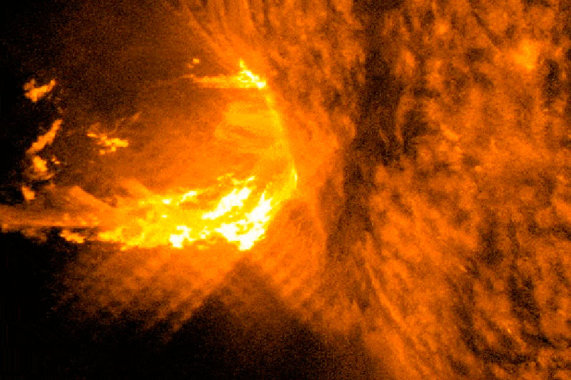 Сенсация из космоса: солнце выпустило заряд плазмы в космос со скоростью 1000 км/с! | Солнце выстрелило по Земле раскалённой массой со скоростью 1 000 км/с