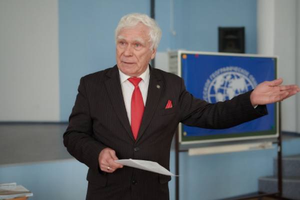 Пропажа российского учёного-океанолога Петра Бухарицина: тайна исчезновения на острове Укатный | Учёный-океанолог Пётр Бухарицин пропал во время экспедиции на Каспии