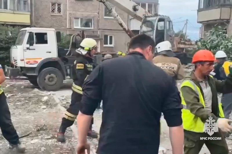 Взрыв и обрушение жилого дома в Нижнем Тагиле: что известно | Из-под завалов дома в Тагиле достали 11-ю пострадавшую