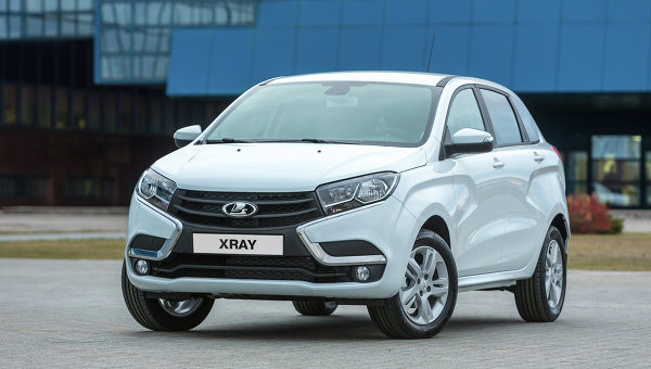 В России стартуют продажи LADA XRAY