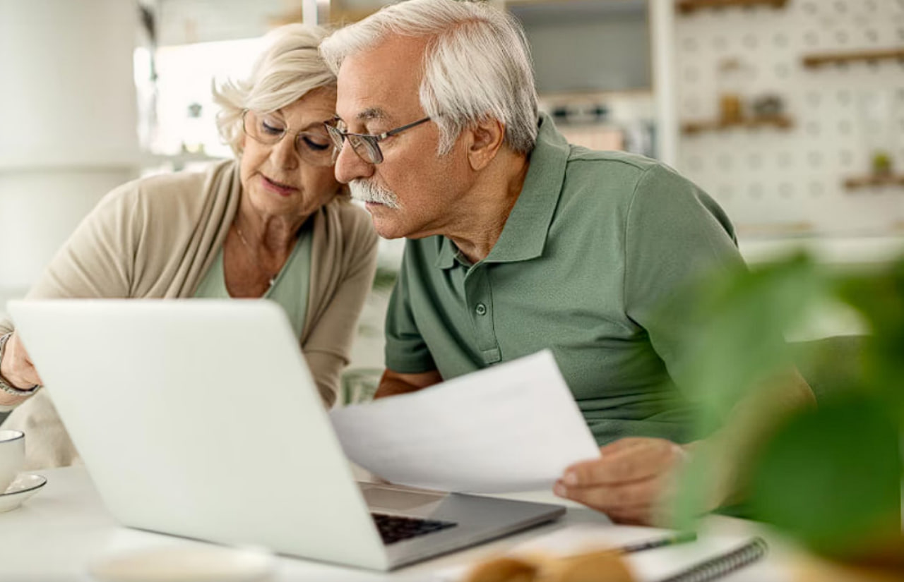 С апреля — новые правила пенсий: проверьте свою карту «Мир» прямо сейчас