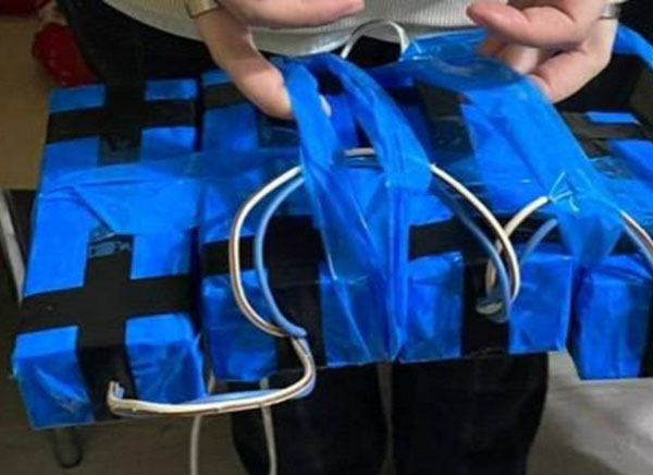 Москвичка по заданию мошенников сделала «бомбу» из чая и пошла «взрывать» офис | Москвичка собрала муляж бомбы по указанию мошенников