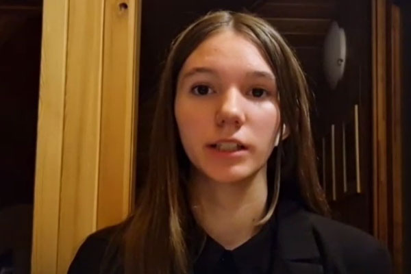 Соцсети рассказали о школьнице из Москвы, переводящей мангу на татарский язык