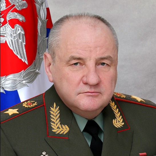 Бывшему замглавы Минобороны Попову предъявили окончательное обвинение по пяти статьям | Экс-замглавы МО РФ Попову предъявили обвинение по пяти статьям