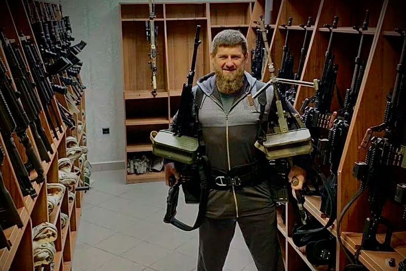 В Кремле прокомментировали фото Кадырова с оружием