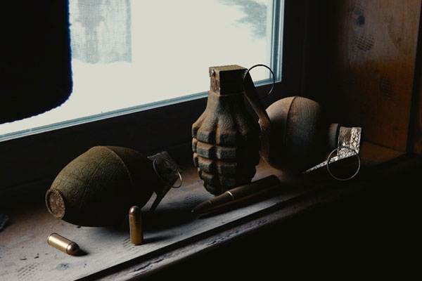 Силовики задержали недеквата, который ворвался в московскую гостиницу с гранатой | Мужчина устроил дебош со страйкбольной гранатой в гостинице «Восход» в Москве