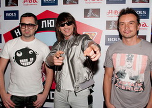 Солистам «Дискотеки Аварии» запретили въезд на Украину