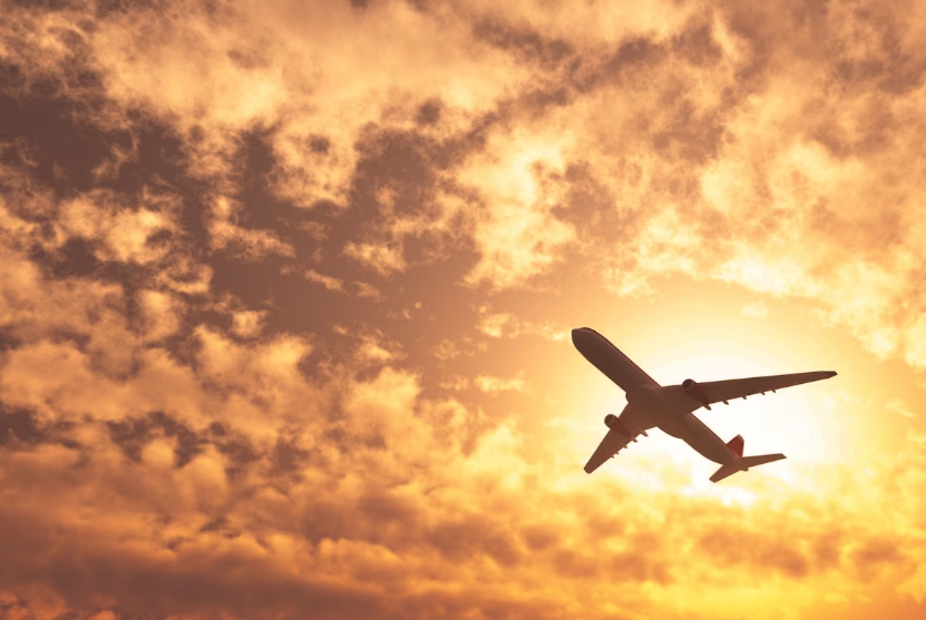 Летающие на Superjet авиакомпании столкнулись с дефицитом свечей зажигания из США