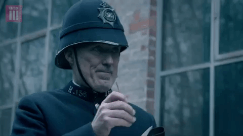 Британские копы-извращенцы шпионили за нудистами с вертолёта