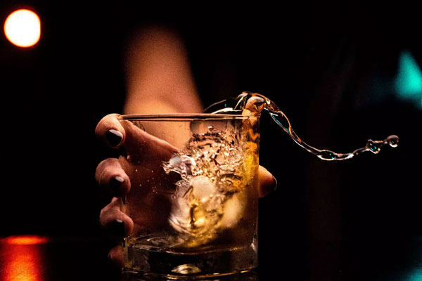 Hardy возвращается: французский коньяк снова можно будет купить в России | Французский коньяк Hardy вернется на полки российских магазинов