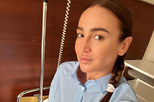 Ольга Бузова в больнице: певица готовится к плановой операции | Певица Ольга Бузова отправилась в больницу на плановую операцию