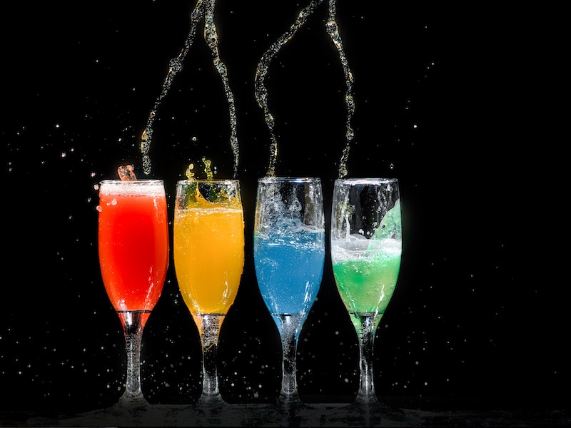 Белое вино и шампанское могут снижать риск остановки сердца: что выяснили ученые | Ученые выявили новые полезные свойства белого вина и шампанского