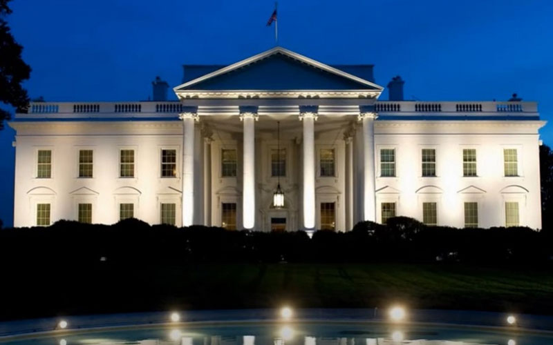 Администрация Трампа подготовила новые санкции против банков и нефтяной отрасли России | Трамп готовит новый удар по России: банки и нефть под прицелом санкций