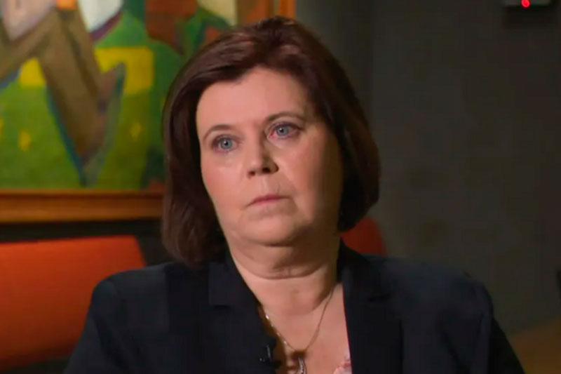 Скандал в Исландии: министр по делам несовершеннолетних ушла в отставку из-за беременности от 15-летнего подростка | В Исландии министр по делам детей забеременела от 15-летнего парня