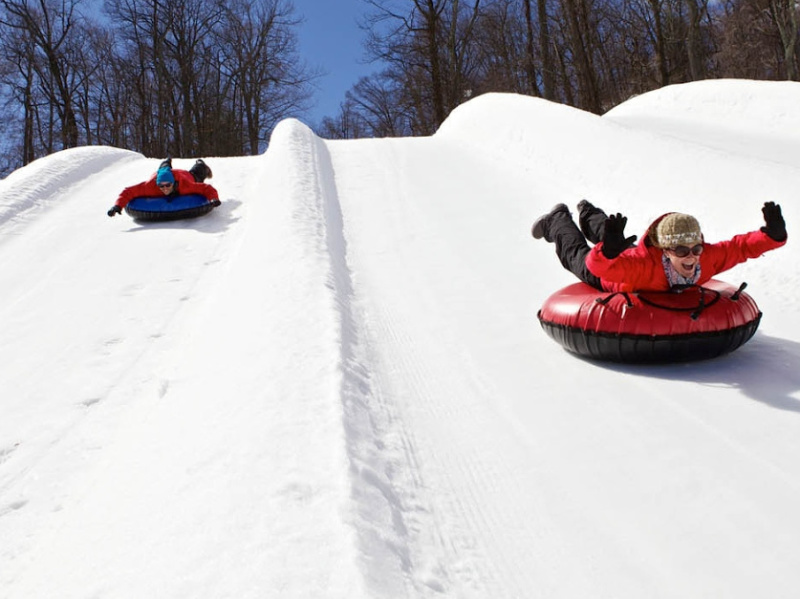 Спасатели предупреждают об опасностях при катании на тюбингах