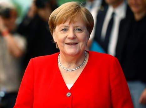 Меркель рассказала коллегам по ЕС про мир без военных США