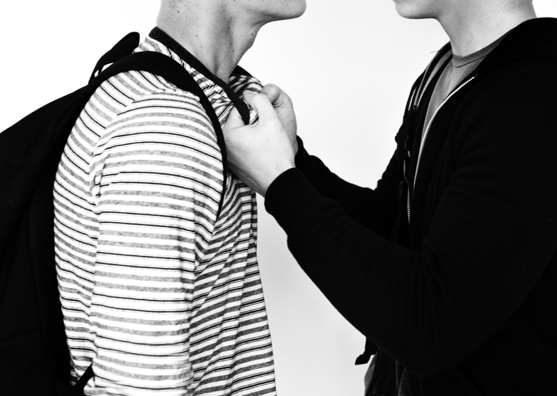 В Уфе подростки избили детей с аутизмом на детской площадке: полиция проводит проверку   | Группа подростков избила детей с аутизмом в Уфе