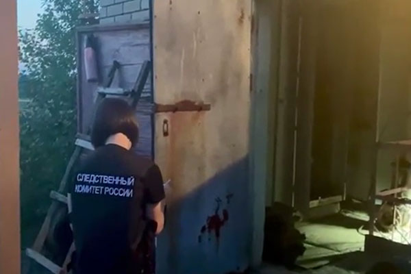 Трое рабочих умерли, упав в колодец в Саратовской области