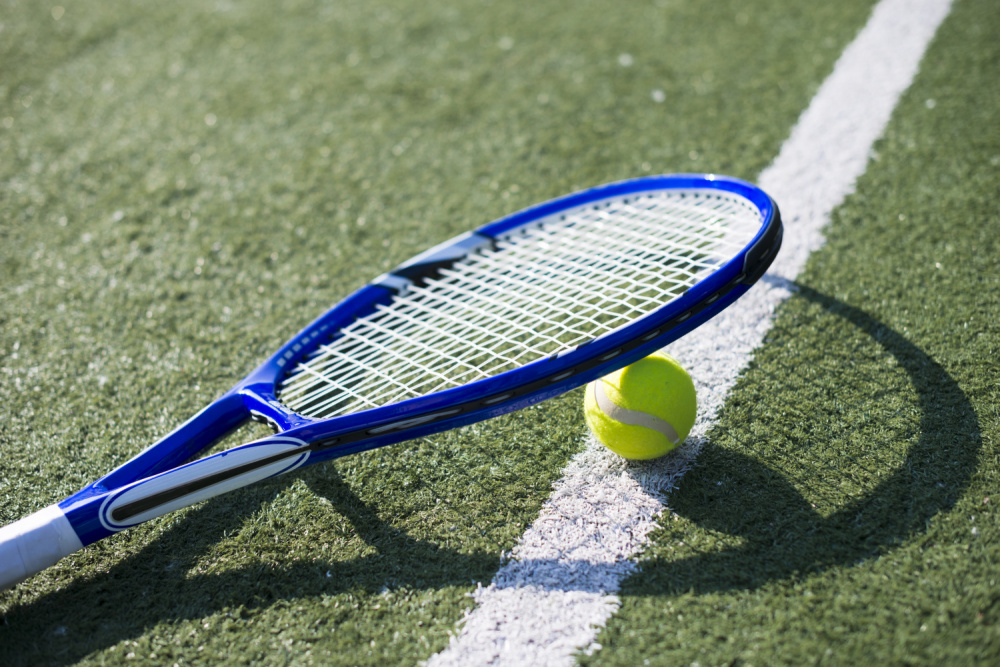 Мировая легенда тенниса Анна Курникова передвигается на инвалидной коляске | Российскую теннисистку Анну Курникову засняли в инвалидной коляске в магазине