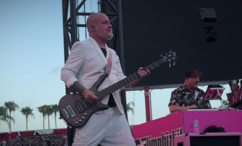 Limp Bizkit потеряли своего басиста: ушёл из жизни Сэм Риверс | Скончался бас-гитарист и основатель Limp Bizkit Сэм Риверс