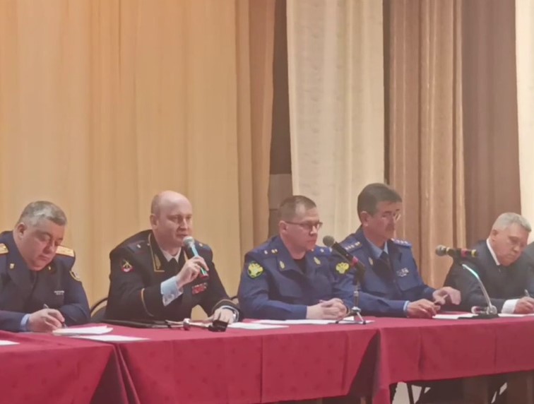 «Хотим, чтобы цыган здесь не было»: жители Коркино требуют «очистить» регион и город. Видео | Жители Коркино Челябинской области простят власти «избавить» город и регион от цыган