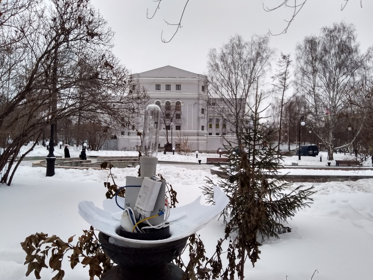 Почему в столице Урала разразился скандал из-за сквера за Оперным театром?