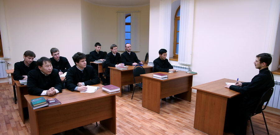 Развращавший мальчиков якутский священник не смог выйти на свободу