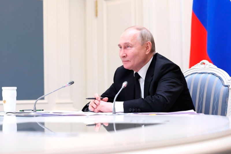 Спецпосланник Уиткофф рассказал о просьбе Путина к США | Путин призвал к постоянному миру на встрече с посланником Трампа 