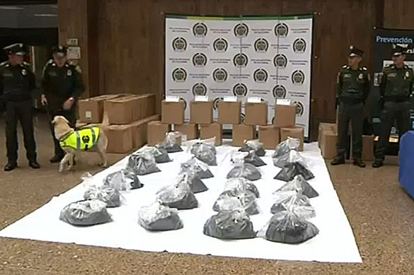 Пограничники США спасли аварийную подлодку с 5000 тоннами кокаина, экипаж арестован