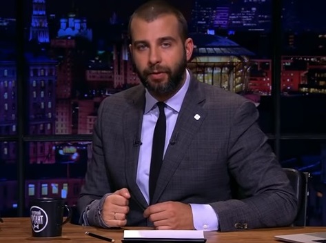 Ургант выдал шутку по идее США о переименовании эскимо