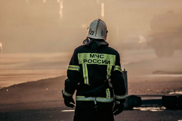 Единственный спасший человека из «Зимней вишни» пожарный скончался | Осуждённый за халатность в «Зимней вишне» пожарный умер после долгой болезни