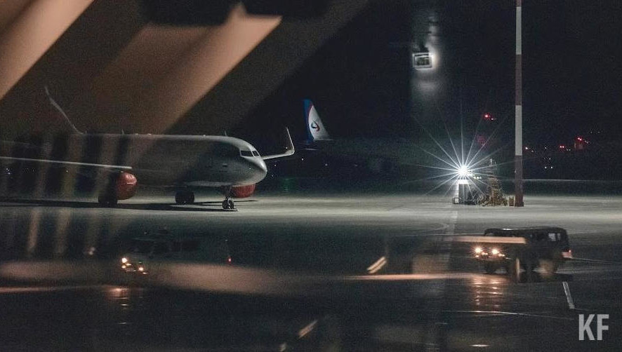 В аэропорту Домодедово расстреляли Lexus и похитили 4 млн долларов