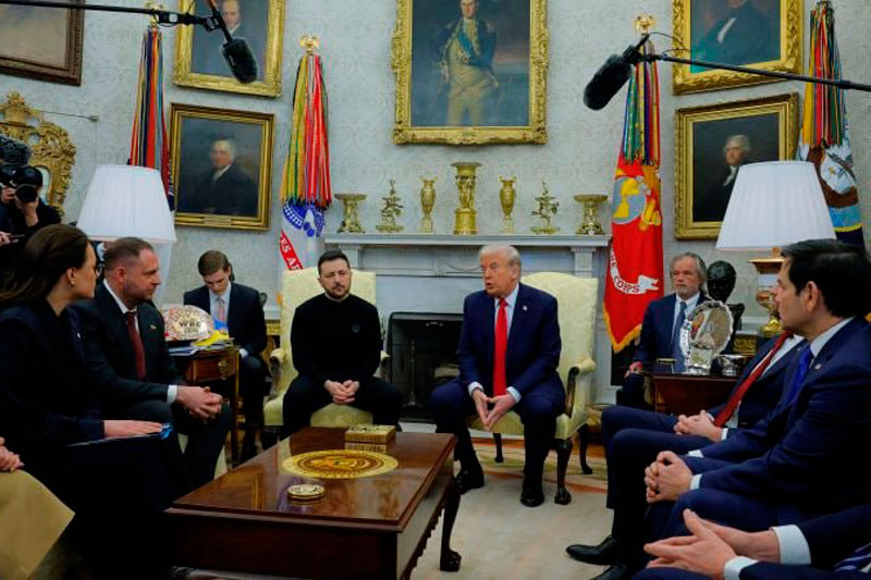 Великобритания требует от Зеленского «наладить отношения» с Трампом, чтобы продолжить переговоры о мире | Великобритания требует от Зеленского извинений перед Трампом