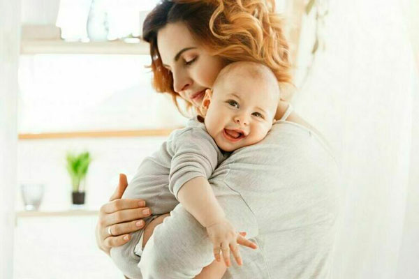 Как государство собирается поддержать родителей с низкой зарплатой | Минтруд обсуждает повышение выплат малообеспеченным родителям