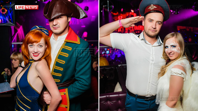 Нижегородская пара отметила Хеллоуин в костюмах пилота и стюардессы. Прокуратура начала проверку