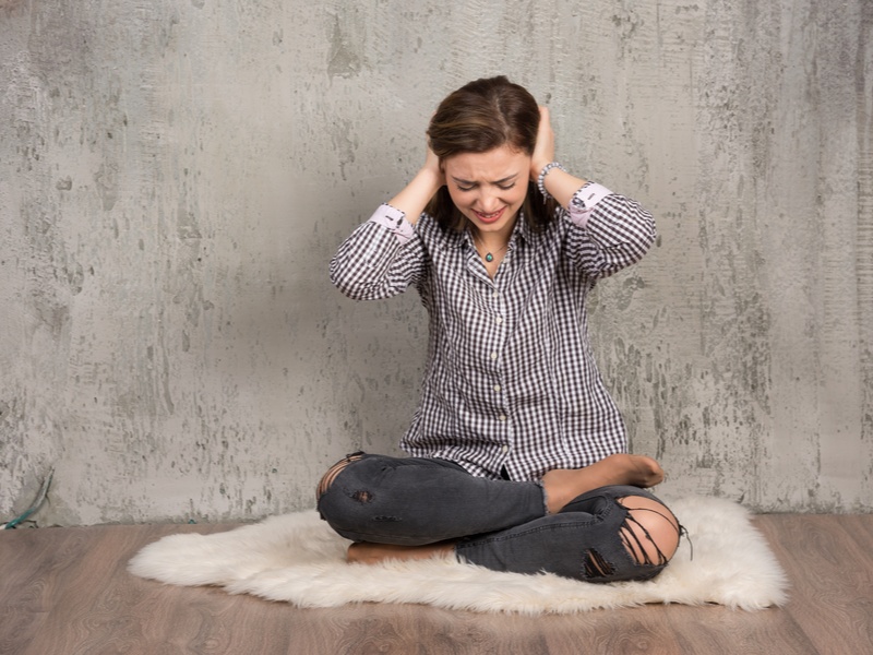 Можно ли наказать соседей за шум днём? Отвечает доцент Оксана Васильева  | Доцент Васильева объяснила, можно ли наказать соседей за дневной шум 