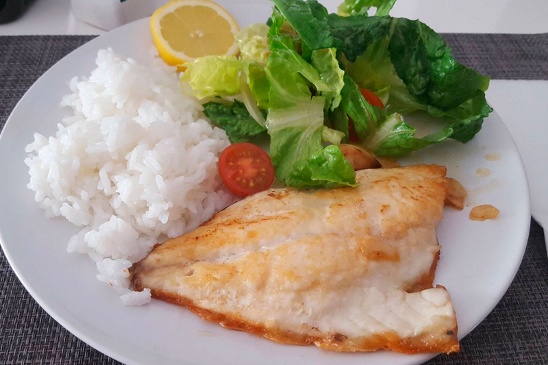 Врач объяснила, почему полезно разговаривать во время еды | Врач Калошина: разговоры во время приема пищи улучшают пищеварение