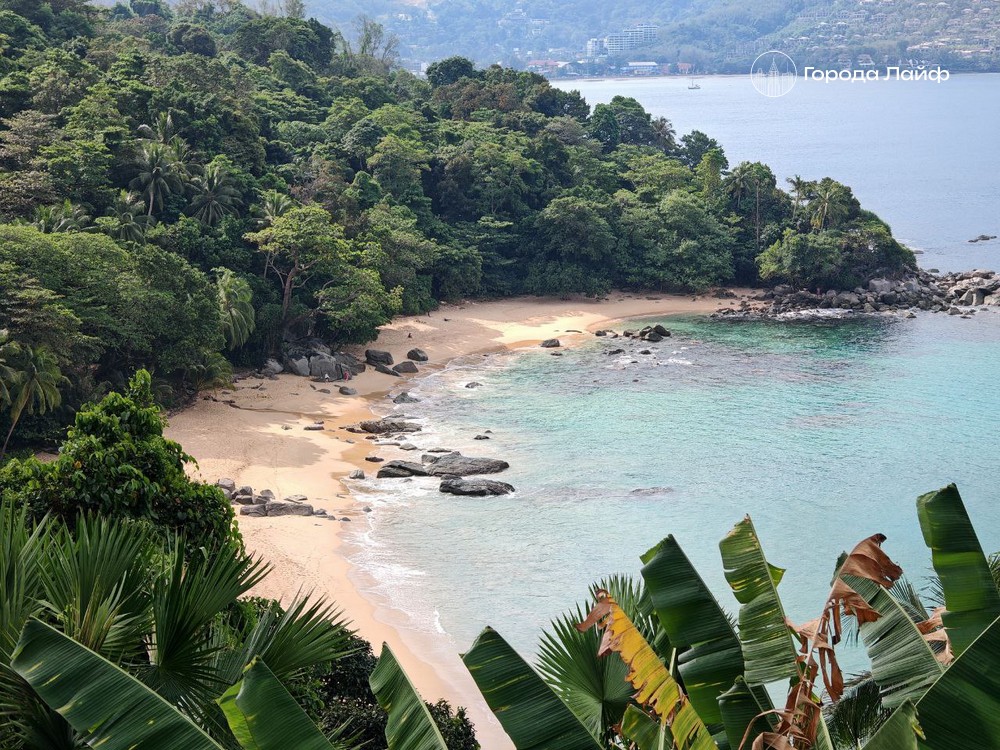 На Пхукете найден мёртвым 57-летний россиянин: что известно | Полиция Таиланда расследует смерть россиянина на острове Пхукет