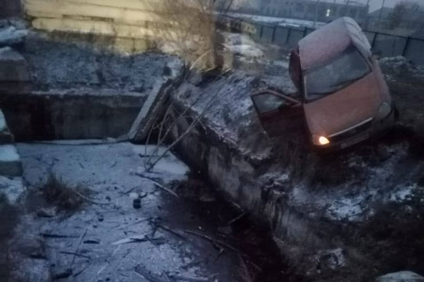 Женщина утонула в мазутной яме в Башкирии