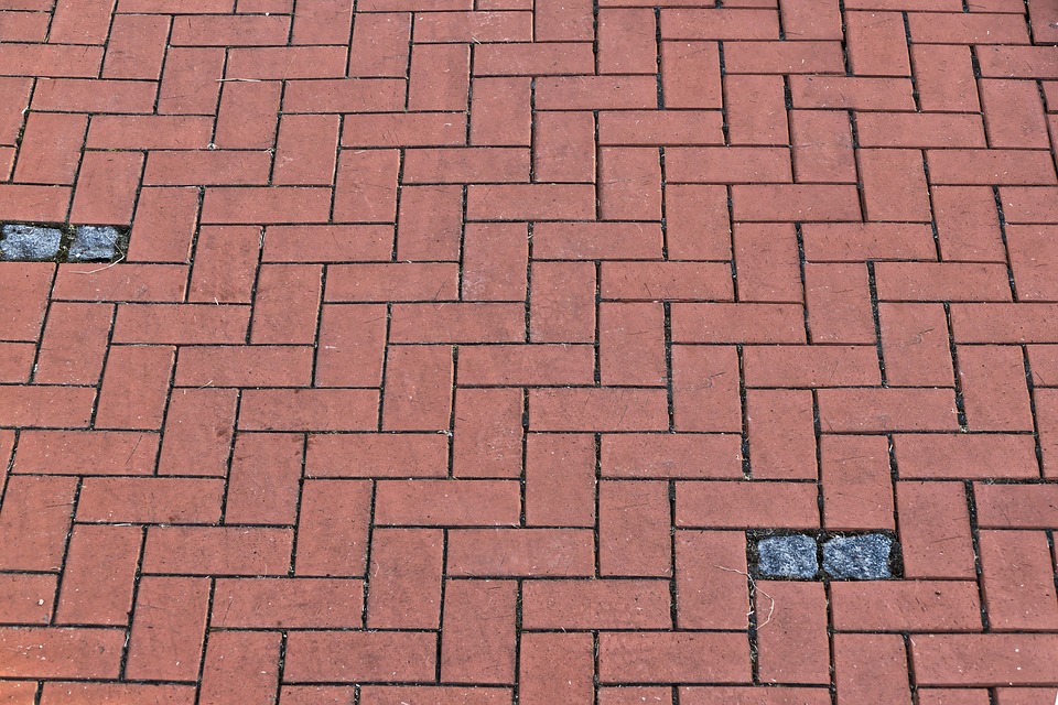 Екатеринбург: город бунтующей плитки