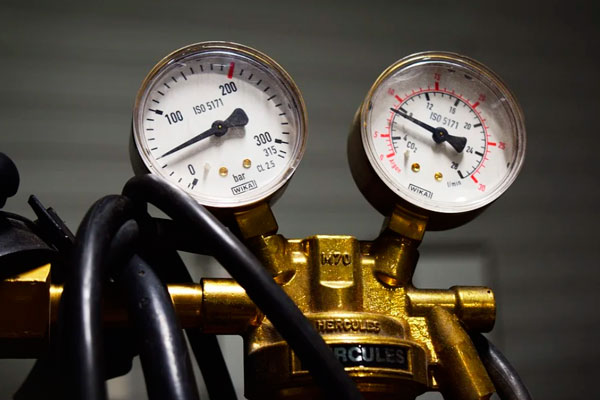 Миронов призвал приостановить поставки газа в страны Европы