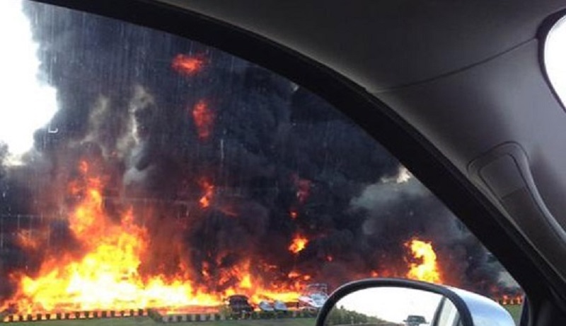 На территории химического предприятия в Техасе произошла серия взрывов