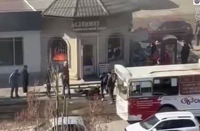 В Махачкале произошел второй взрыв за утро | В Махачкале произошел взрыв в салоне связи